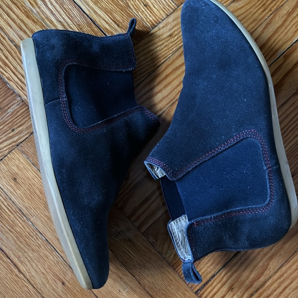 Suede boots - Picture 2 of 6